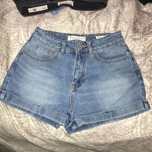 Pacsun high waisted MOM Jean shorts